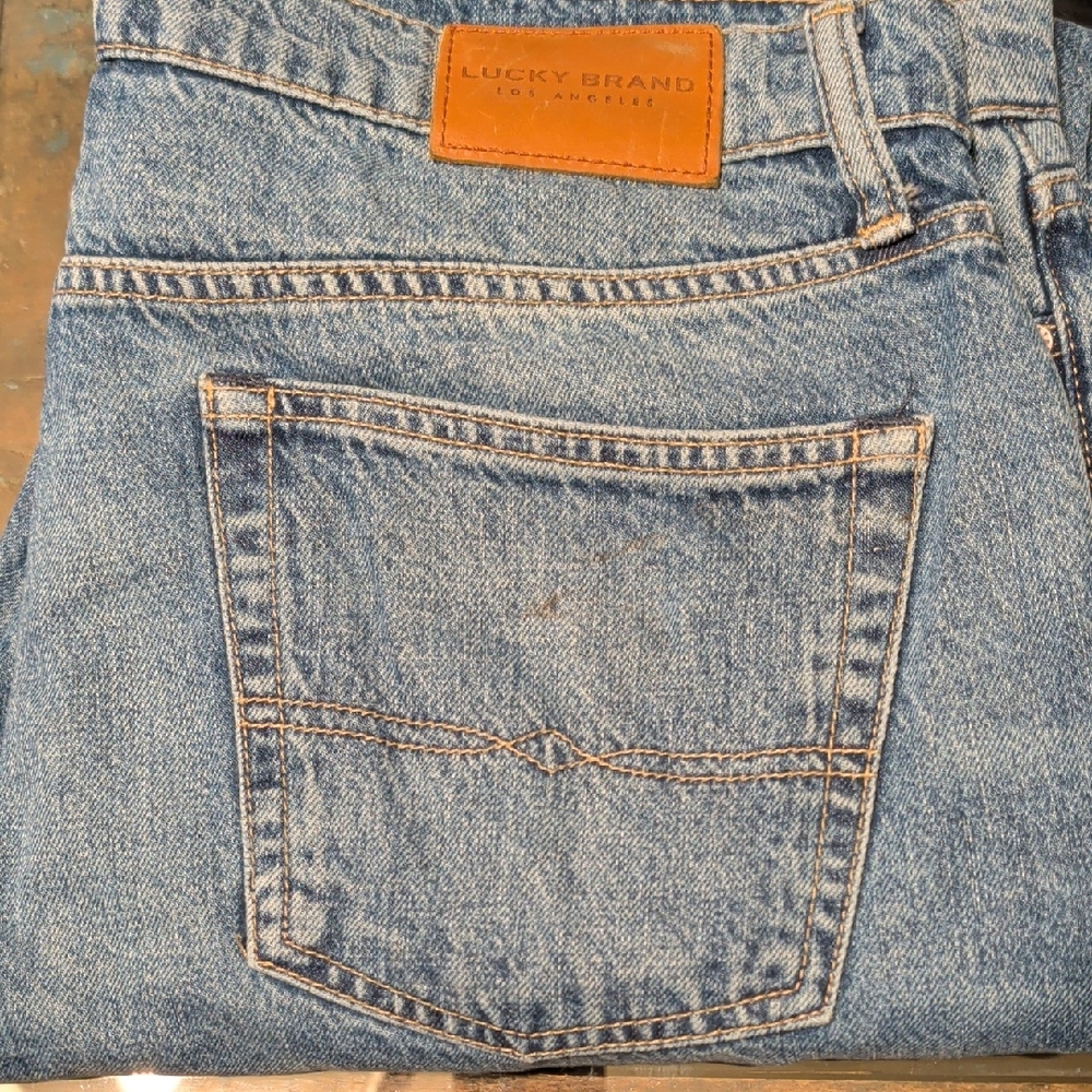 Lucky Brand Men's Light Blue Relaxed Jeans